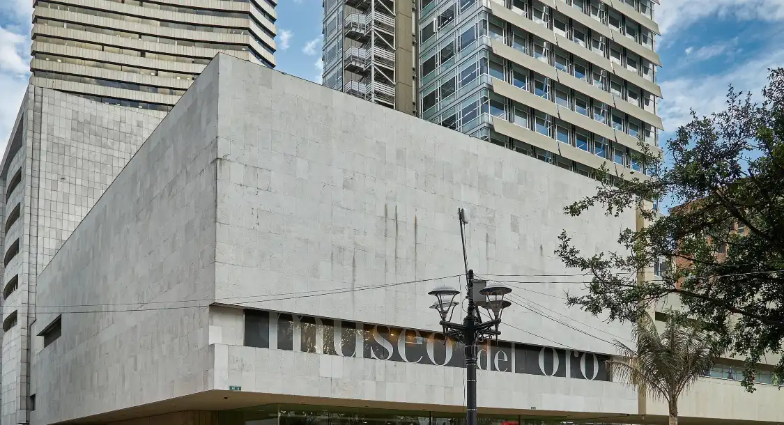 Các khách sạn gần Museo del Oro
