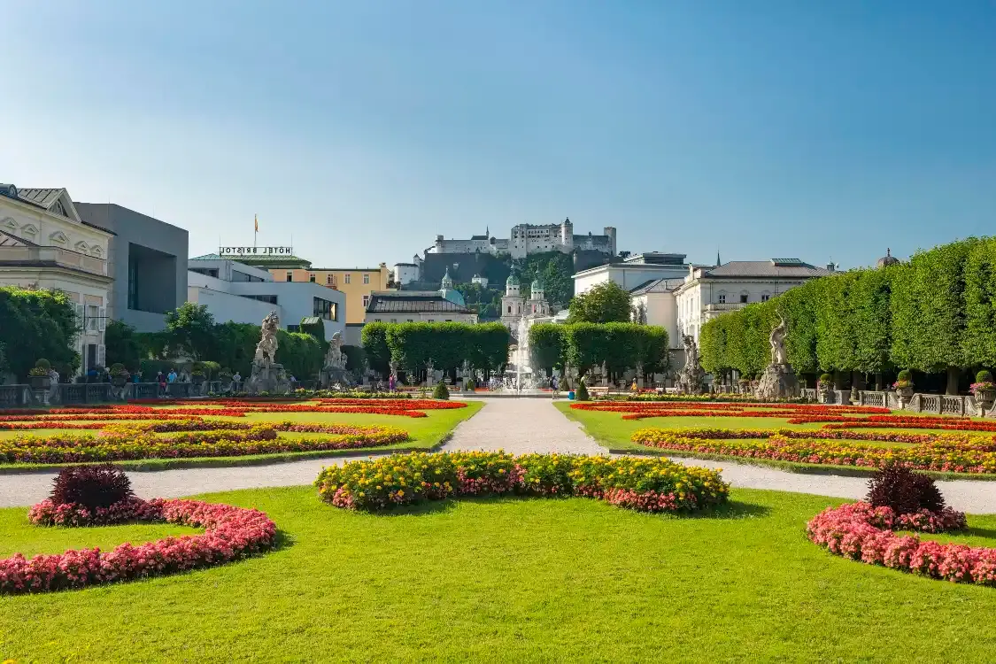 Hotels near Mirabell Gardens