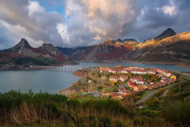 Posada De Valdeon 호텔