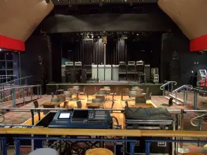 Manning Bar