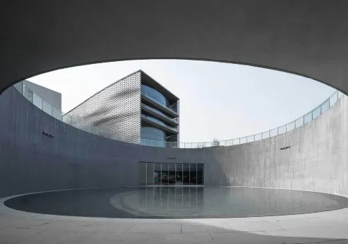 深圳國際美術館