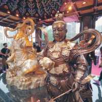 另類本地遊嗇色園黃大仙祠財神宮貼金箔