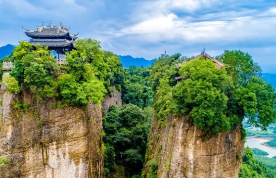 竇圌山景區來回纜車票成人