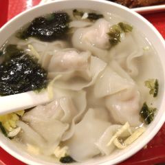 ZHIWEIGUAN User Photo