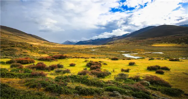 Sea of Clouds in Kangding