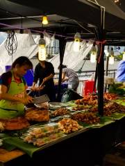 Srinagarindra Train Night Market