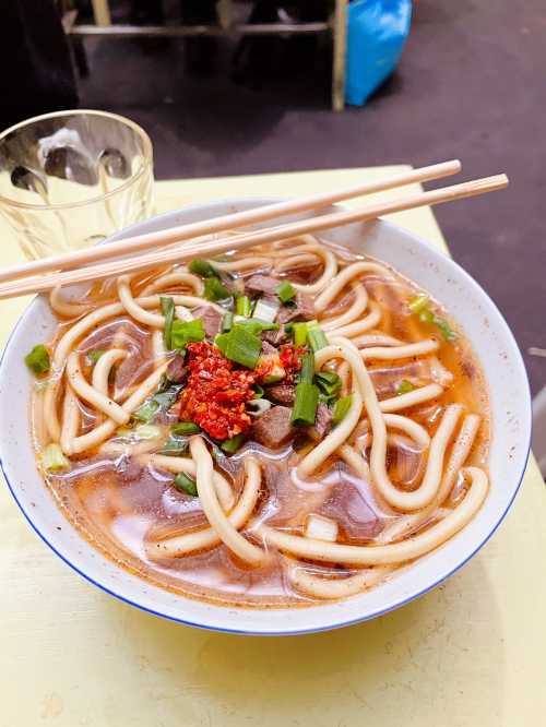 老光明崗瓊甜茶館