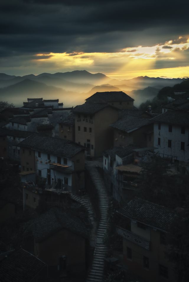 陽產土樓