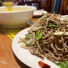 Tonghuafengzhengzongxiangheroubingdian (wuyilu) User Photo
