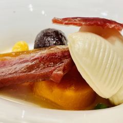 RED MANSIONS User Photo