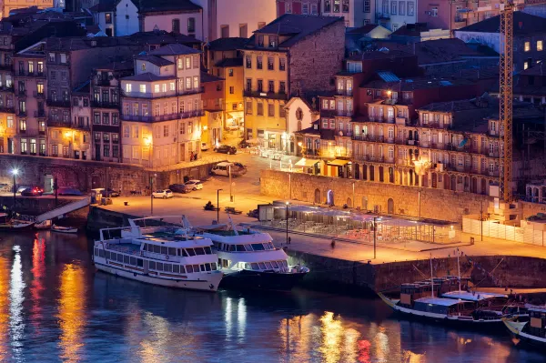 Flights from Boston to Porto