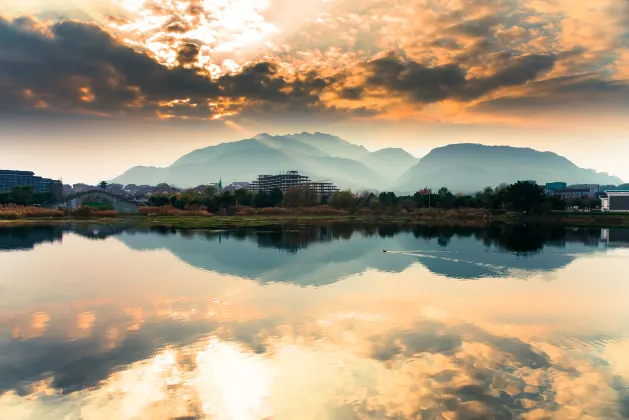 Отели с услугой Интернет в г. Эмей-Шань