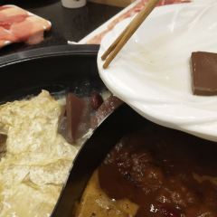 LINGJIE SEAFOOD HOT POT 여행 사진