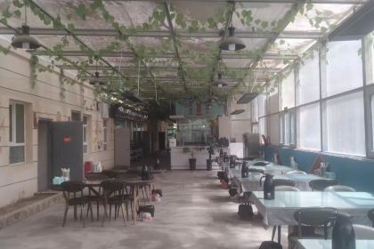 语录塔餐饮农家院