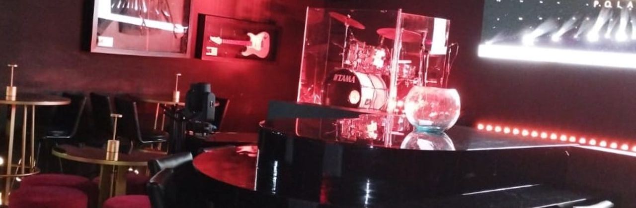 Piano Bar 11 11
