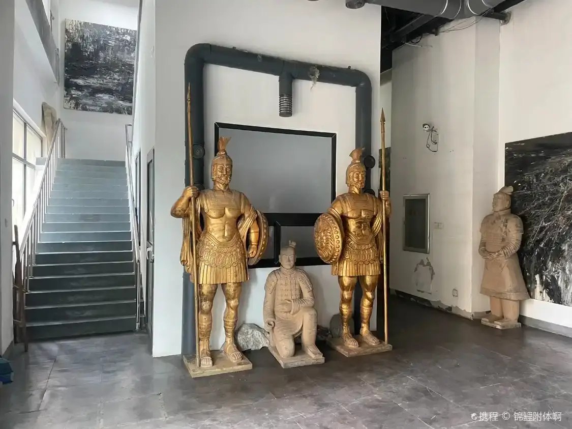 Hotels near Oriental Art Museum