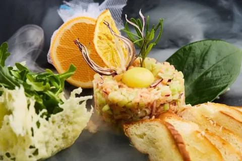 MONA Restaurant & Lounge
