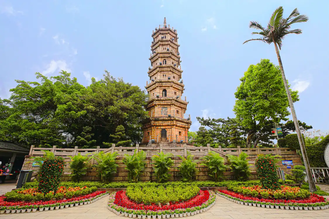 Hotel in zona Luoxing Tower