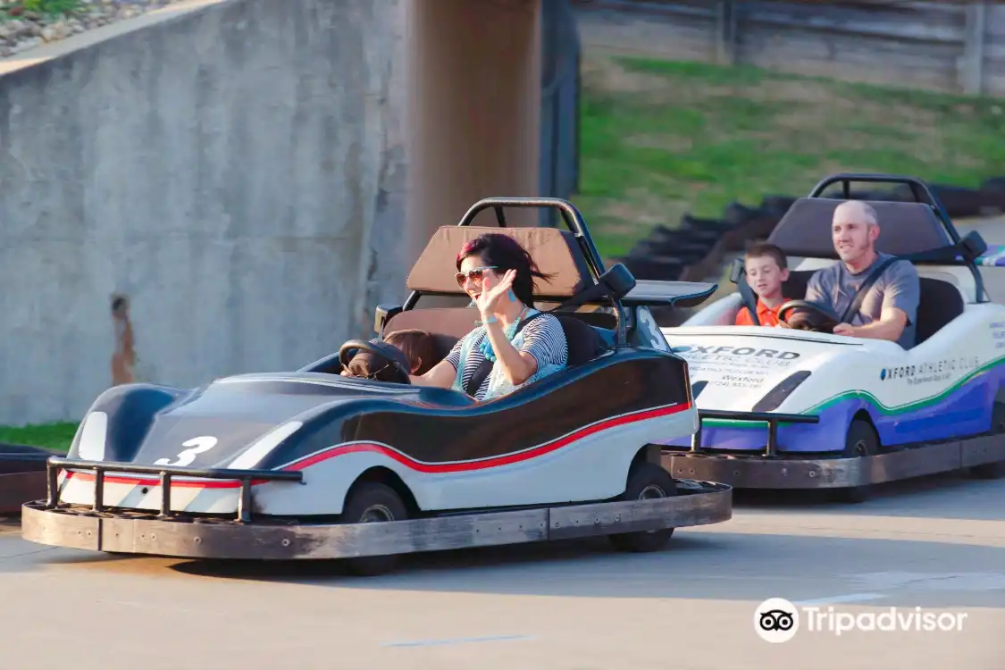 Hotels near Fun Fore All Family Fun Park