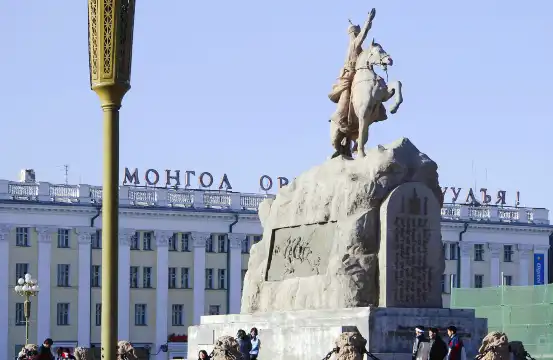 Hotels near Sukhbaatar monument