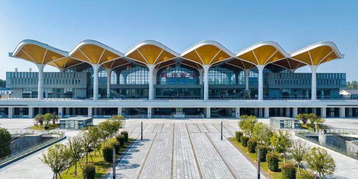 Suizhounan Railway Station