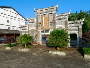 Baiyi Ancient Town