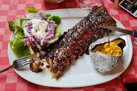 Mozart, More Than Just Ribs