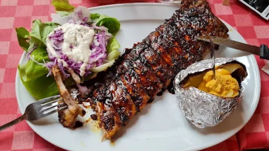 Mozart, More Than Just Ribs