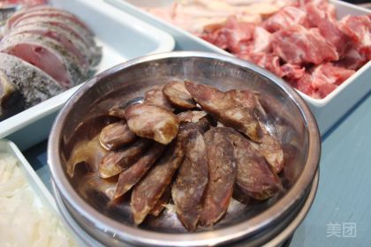 威虎山庄铁锅炖