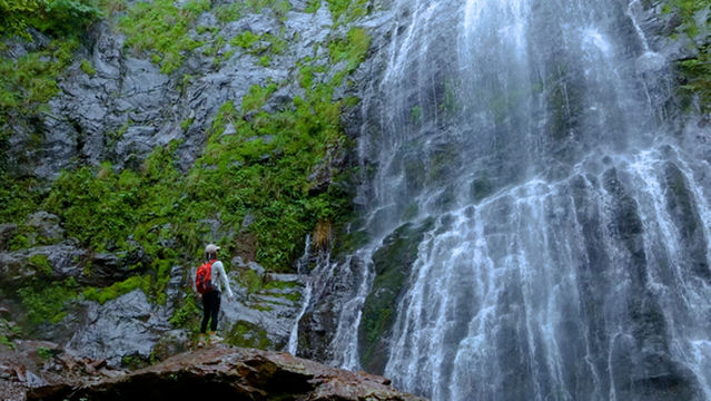 Gaoligong Mountain Zhongping Waterfall