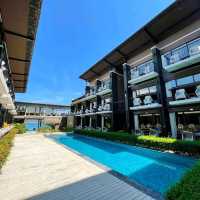 ลาลูน บีช รีสอร์ท