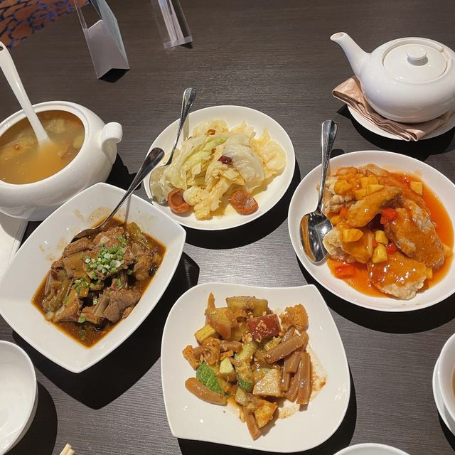 What you can eat onboard Dream Cruises