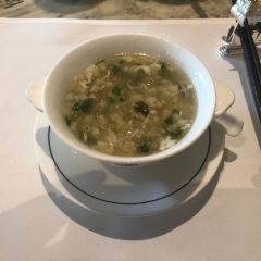 YI LONG COURT User Photo