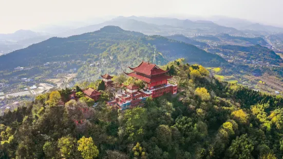 南充西山風景区-万巻楼景区です