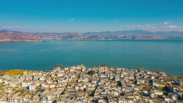 Dali Scenic Self Drive Road Trip for Foreign Tourists