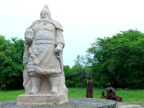 Hongluo Goddess Cultural Park