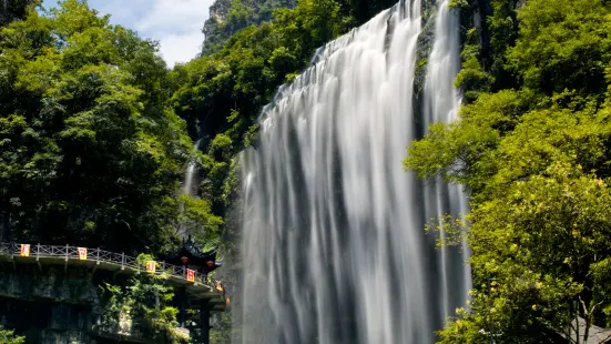 三峡大瀑布