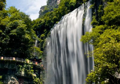 三峡大瀑布