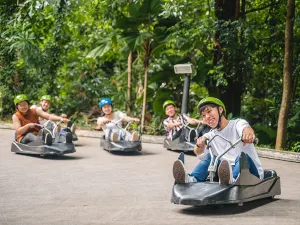 Orizzonte urbano di Luge Sentosa