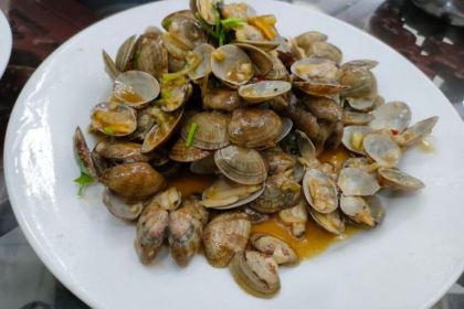 望海潮酒店(墟沟海鲜美食城3号店)