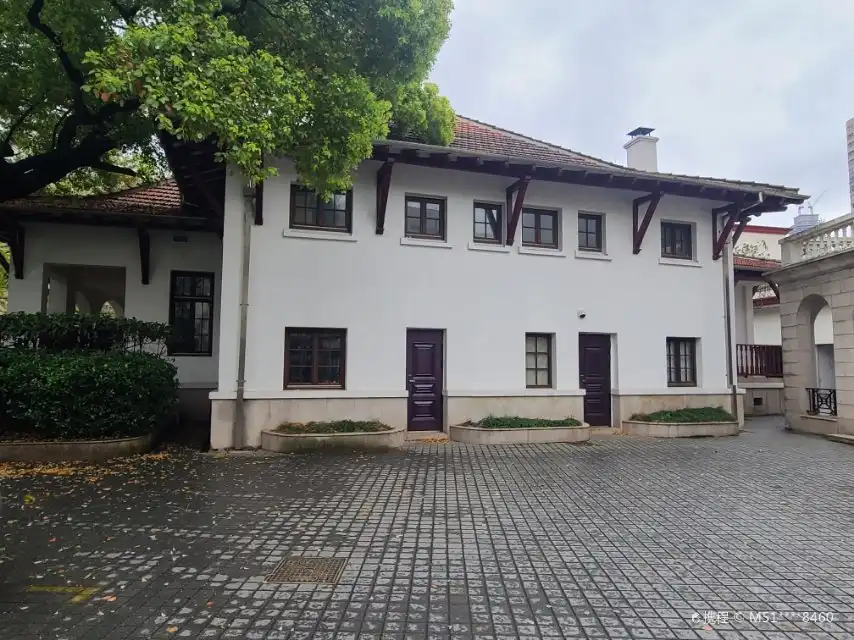 意大利總領事館舊址附近的飯店