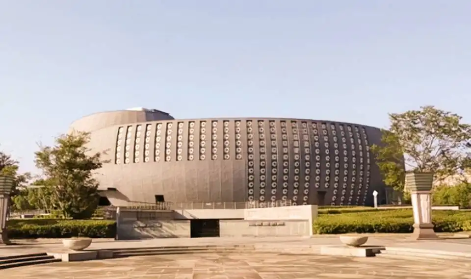 Hotels near Hanshan Museum