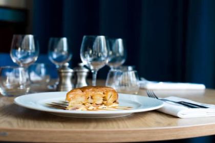 Vin et Maree Suffren Ecole Militaire