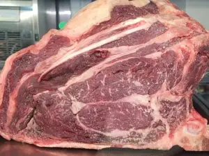 Cri's steakhouse and restaurant