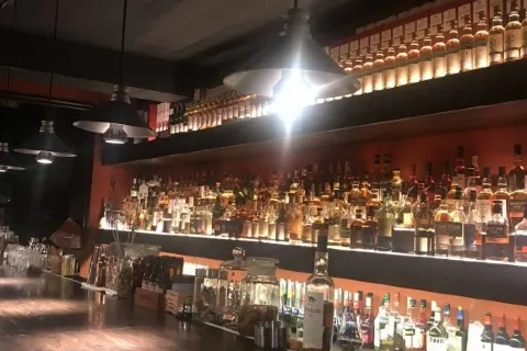 D·The HIDE whisky mixology