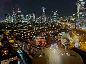 Oben Restaurant & Skybar