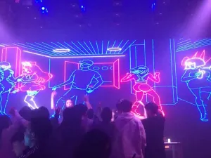 CLUB BOOM