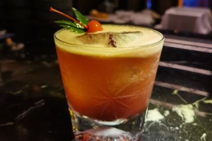 醉岛Whisky cocktail Bar