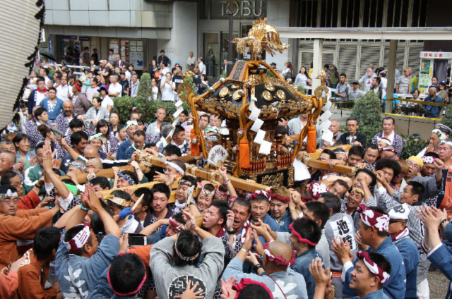 Fukuro Matsuri (Ikebukuro Festival) | Tokyo