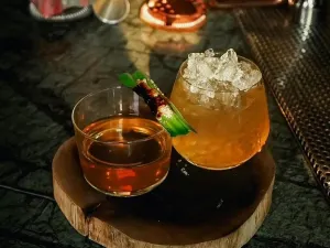 Nophaburi Bar | Thai Cocktail